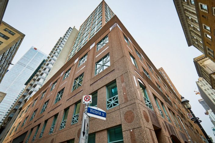 015-4 Victoria St, Toronto 15_m